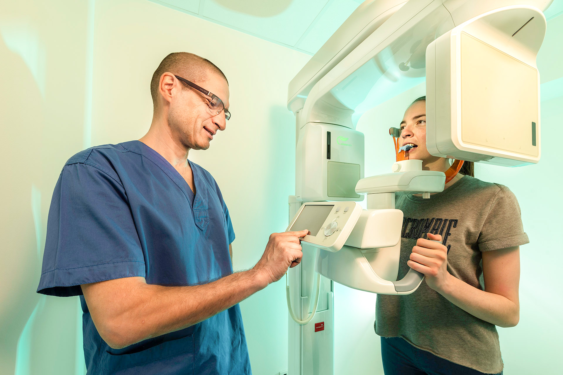 Rentgensko slikanje za natančno diagnostiko, varno in uspešno zdravljenje